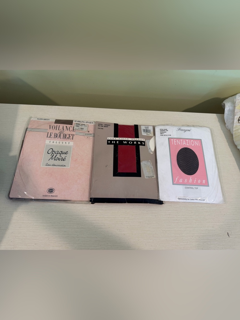 Lot of 3 vintage women’s pantyhose/tights